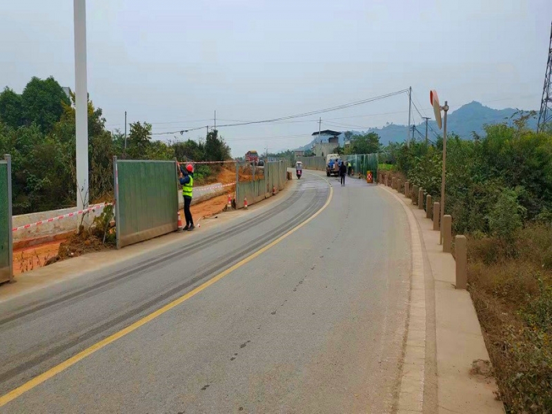 文明施工——項目現場道路清掃及環境整治